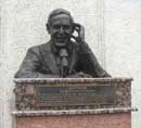 Jack Buck statue
